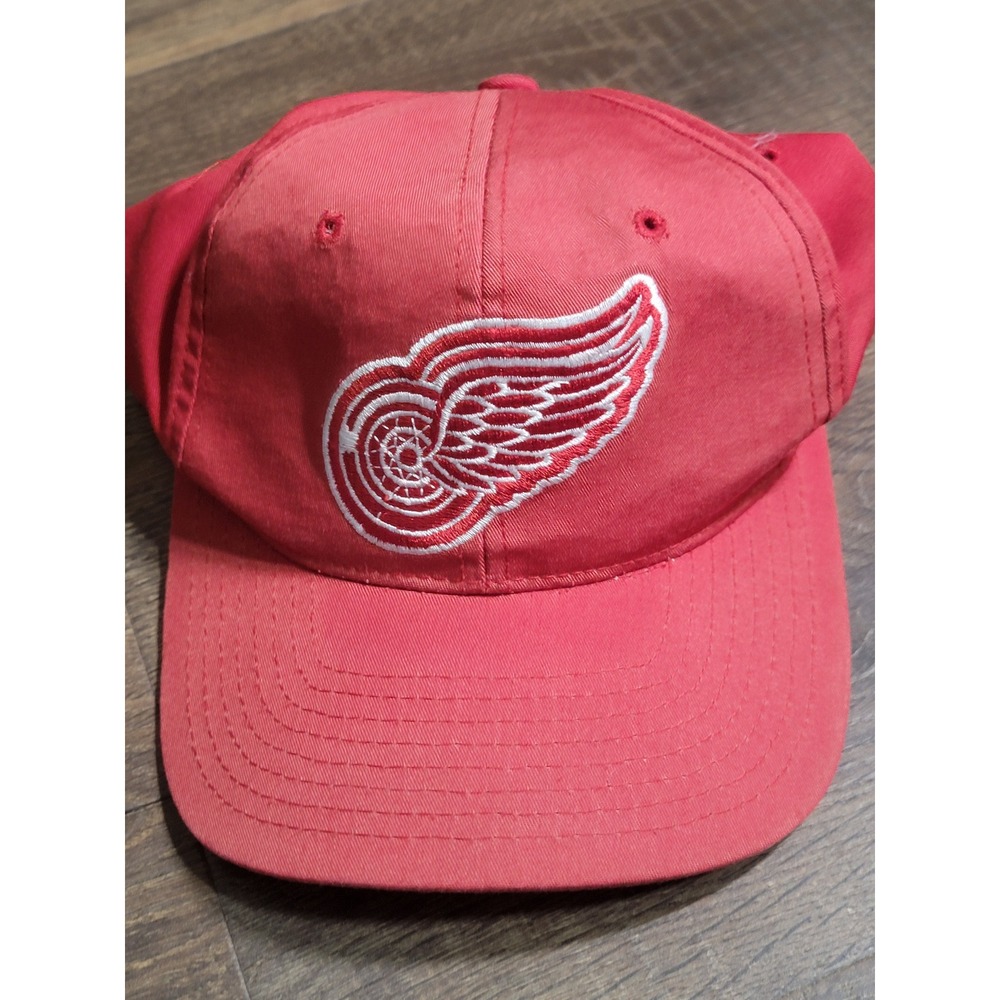 Vintage Detroit Red Wings Starter Snapback Hat Red NHL Hockey Cap 90s Adjustable